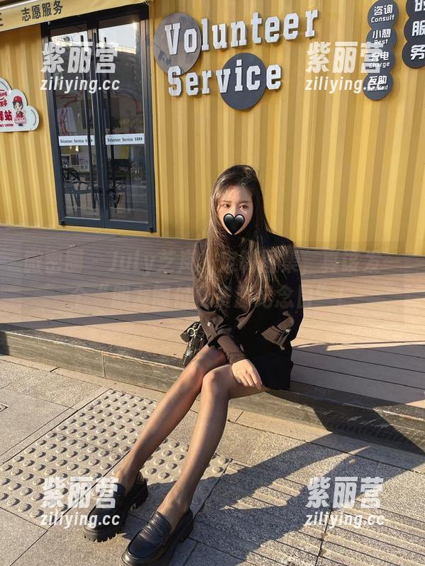 July芝岚 微密圈 - July芝岚的定制图集,真该发一个“朋友圈付费资源纪念日”!