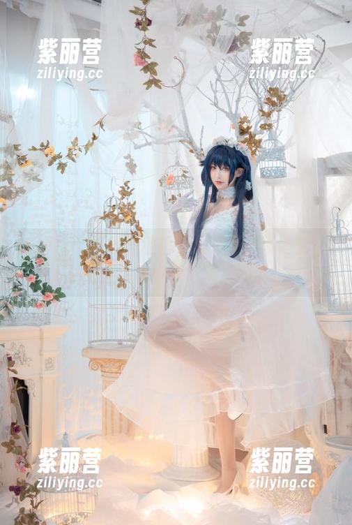 Luisa_零纱 Luisa_零纱再现喜多川海梦,写真精选如闯入了水中色彩斑斓的梦。