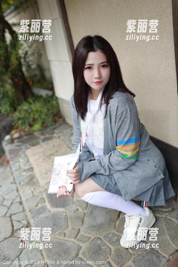 MFStar模范学院 - 看完宅兔兔的学妹写真，我都在想，这世上怎会有如此可爱的人