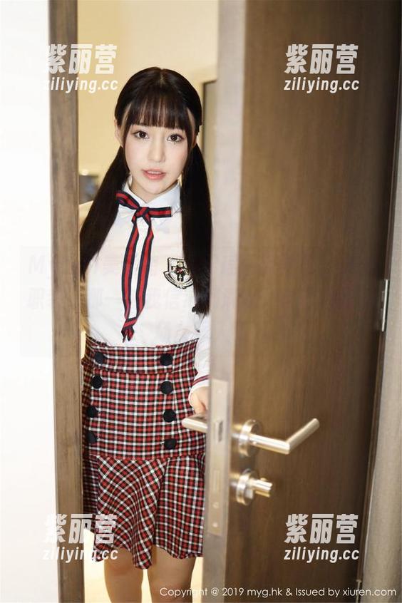 MyGirl美媛馆 - 王馨瑶最新图包：穿上职装，那一刻我信心满满以为自己就是职场女强人了
