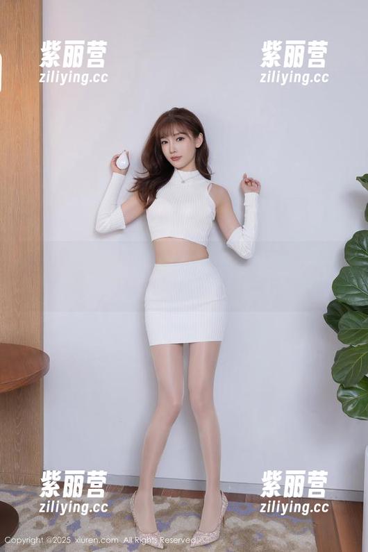 Xiuren秀人网-刘婷婷 Xiuren秀人网 - 图片太美,我和刘婷婷的黑丝情缘必须免费分享一下吧~