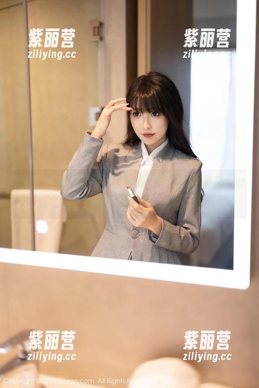 Xiuren秀人网-白微Sera Xiuren秀人网 - 别小瞧了这位白微Sera女王,全集下载让你惊掉下巴!