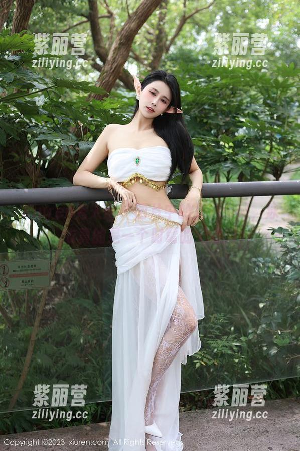 Xiuren秀人网-龙籹cool Xiuren秀人网 - 图片中的龙籹cool,泳衣真的是一个时髦的无底洞