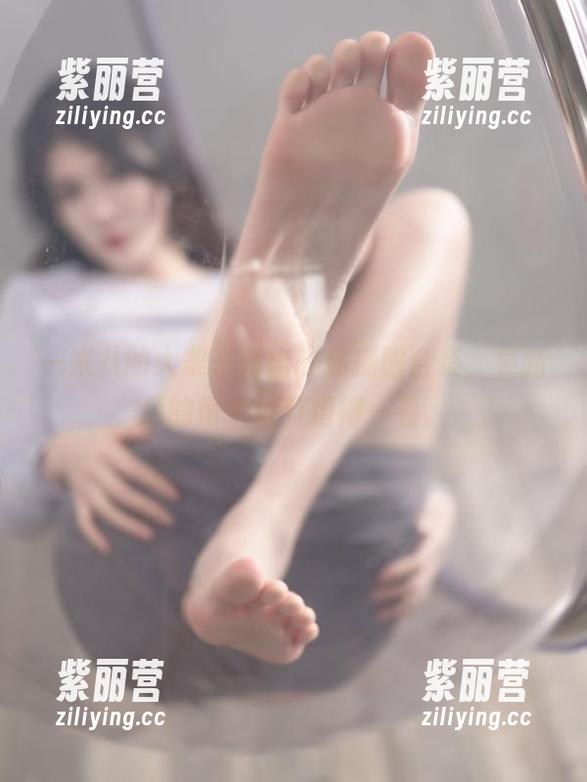 一米八的大梨子 一米八的大梨子新出的体操服合集,更新后的每个细节值得一看。