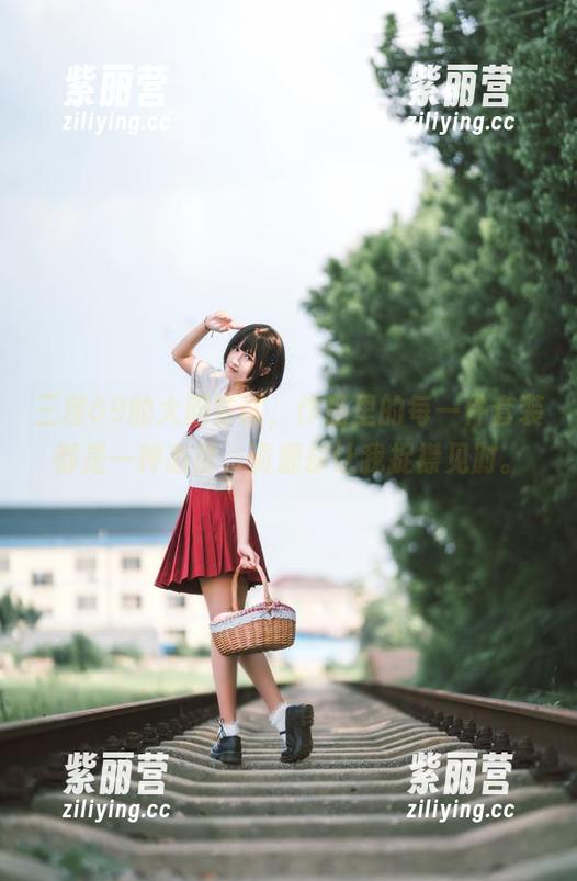 三度69 三度69的大胆尝试,作品里的每一件套装都是一种态度,资源却让我捉襟见肘。