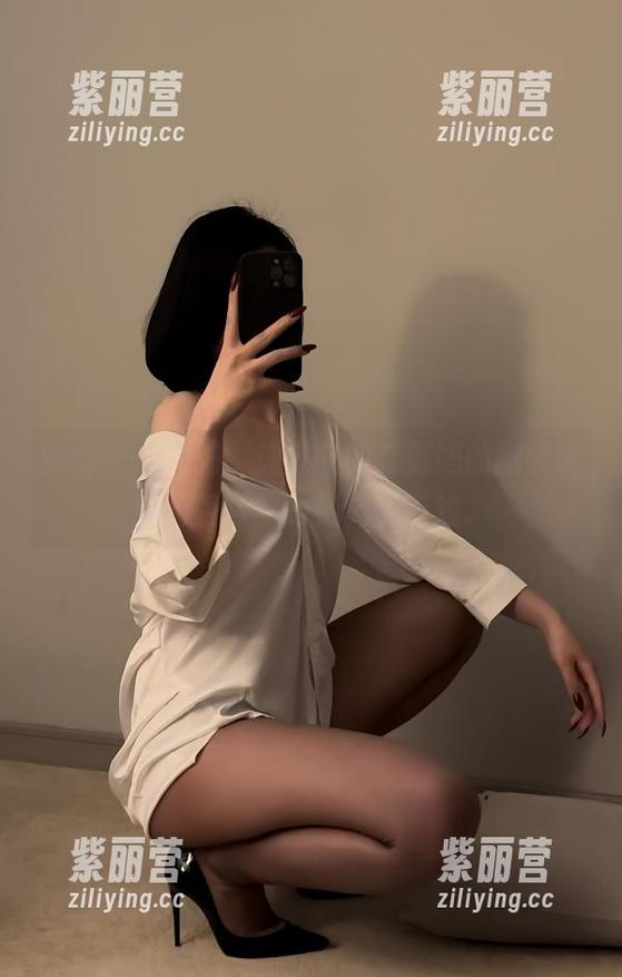 保守的二舅妈 微密圈 - 来吧,让保守的二舅妈的眼镜高清图包给你的视觉带点戏。