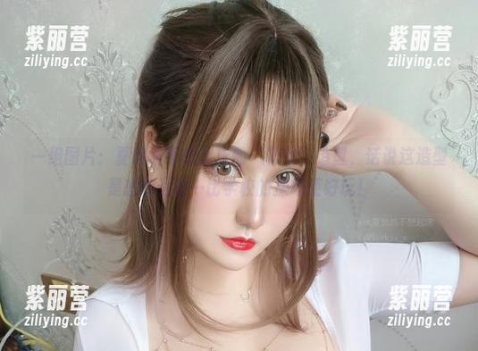 夏鸽鸽不想起床 一组图片:夏鸽鸽不想起床的‘修女’造型,话说这造型是想传达啥…比学校的操场还好玩!