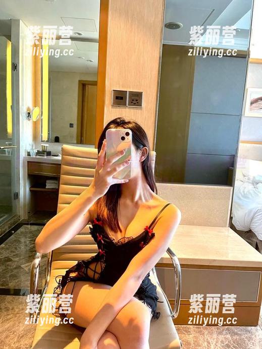 小猫咪ck 微密圈 - 小猫咪ck最新合集:姐姐,那些不可描述的优雅!