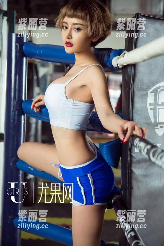 尤果网-曼曼 尤果网 - 一组最新美图,曼曼的长腿又来了,酥的不行!