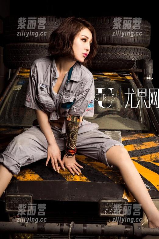 尤果网-琳丽 尤果网 - 琳丽的泳装穿搭,令人脑洞大开的私房想象全在这儿