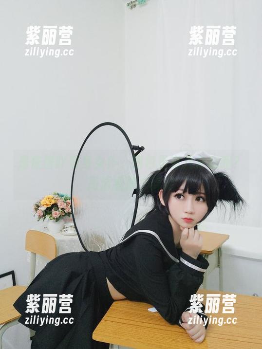 是依酱吖 是依酱吖变身女仆,图包里有几分忘我?高清看得心痒痒