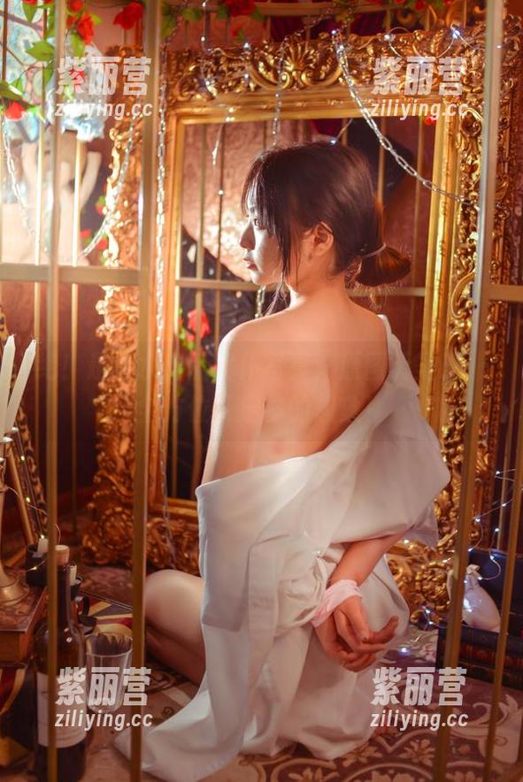 是青水 绝!是青水出品女仆写真,原图无圣光,全方位开启你的想象!