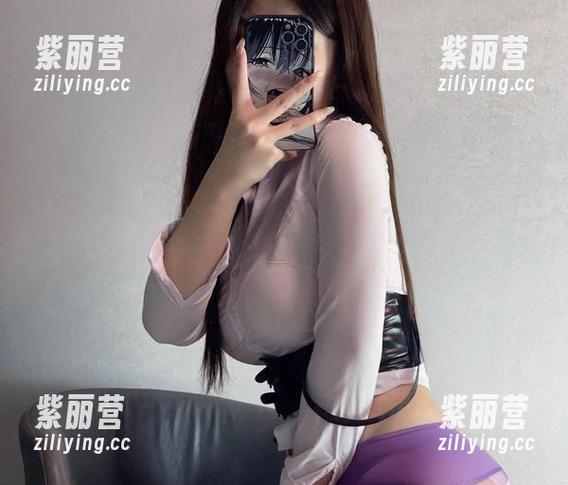 桃沢樱呀 微密圈 - 精选图库探访:桃沢樱呀的蕾丝内裤与清纯纠结战役