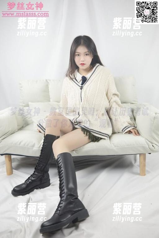 梦丝女神-灵唯 梦丝女神 - 教室里的灵唯:别让历史考试分散了你对美的“观看”