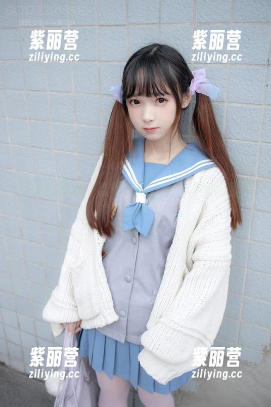 森萝财团 白丝水手服,森萝财团在线写真里的那股“软套路”。