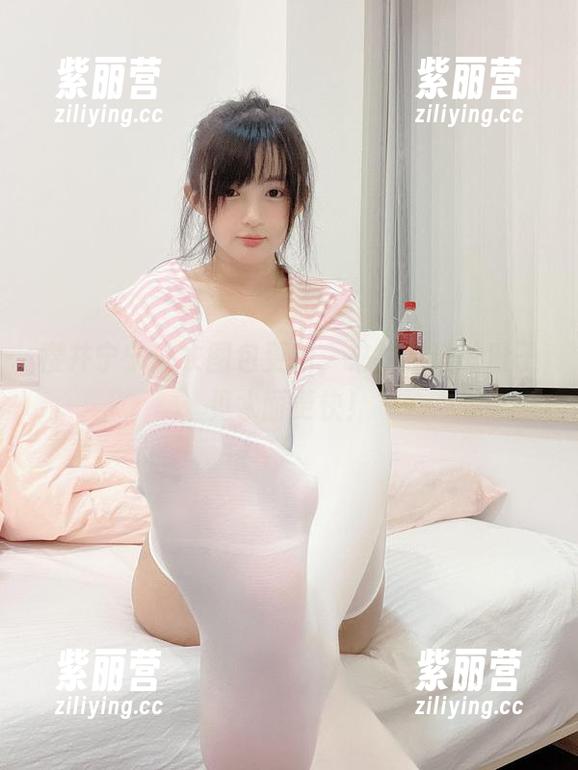 樱井宁宁 樱井宁宁泳衣图包更新,来拼拼谁的肚子见水面更快!