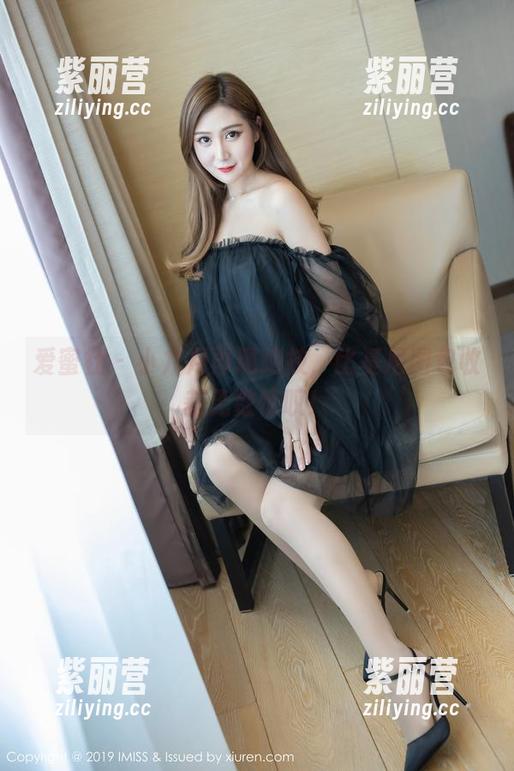 爱蜜社-小九月 爱蜜社 - 小九月再现绝技,比基尼图包收获无数惊叹!