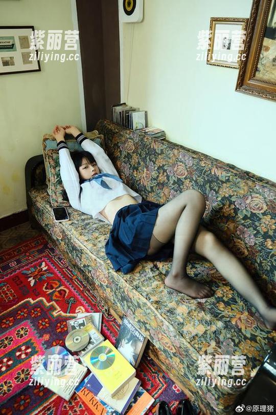 白莉爱吃巧克力 在线等美图!白莉爱吃巧克力的宵宫,像一阵温柔的风,轻轻拂过。