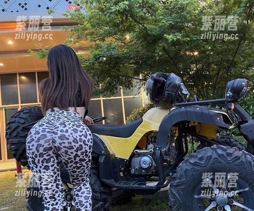 禅雨儿Lynne 微密圈 - 禅雨儿Lynne白衬衫,靠谱又有点撩的无圣光秀。