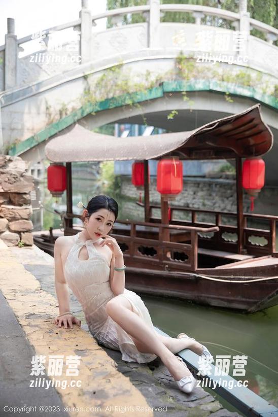 秀人网-Egg尤妮丝 秀人网 - 紧随硬核夏日,Egg尤妮丝最新资源带你进入:阳伞底下的“星空厨房”——每天吃什么好呢?