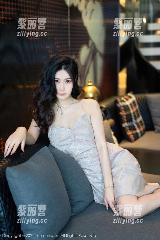 秀人网-lingyu69 秀人网 - Lingyu黑白作品,分享出一种谁也看不懂的非主流理解,来,点赞送我个眼雨!
