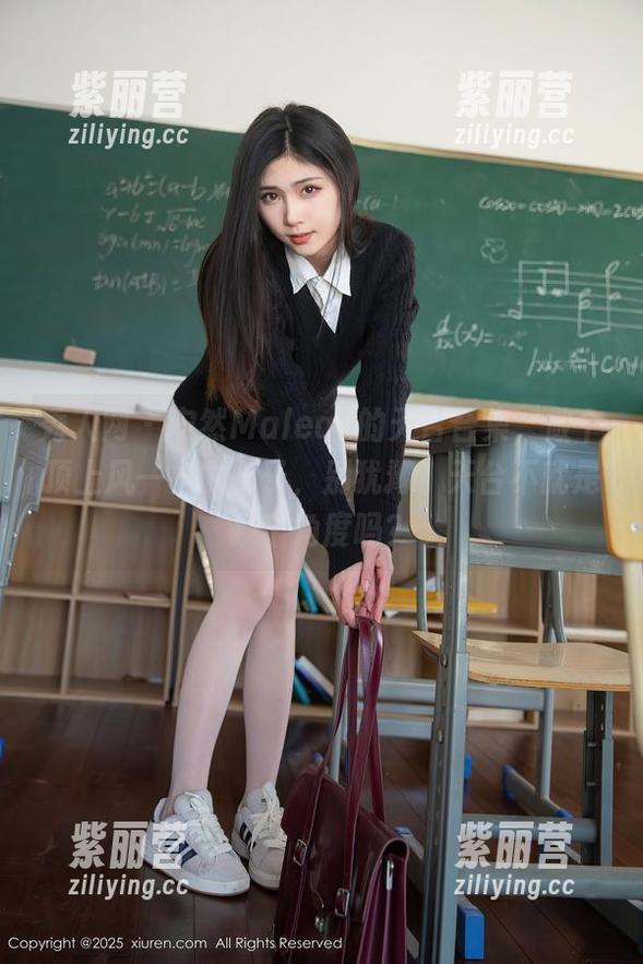 秀人网-安然Maleah 秀人网 - 安然Maleah的天台合集,做个顶上风一样的女子,别犹豫,天台不就是换个角度吗?