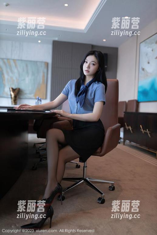 秀人网-小嘉敏 秀人网 - 小嘉敏的修女写真,福利到心里去了吧。