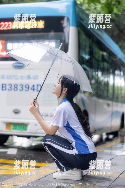 秀人网-龙雪儿 秀人网 - 龙雪儿的作品:每一件睡衣都在偷吃我的视线。