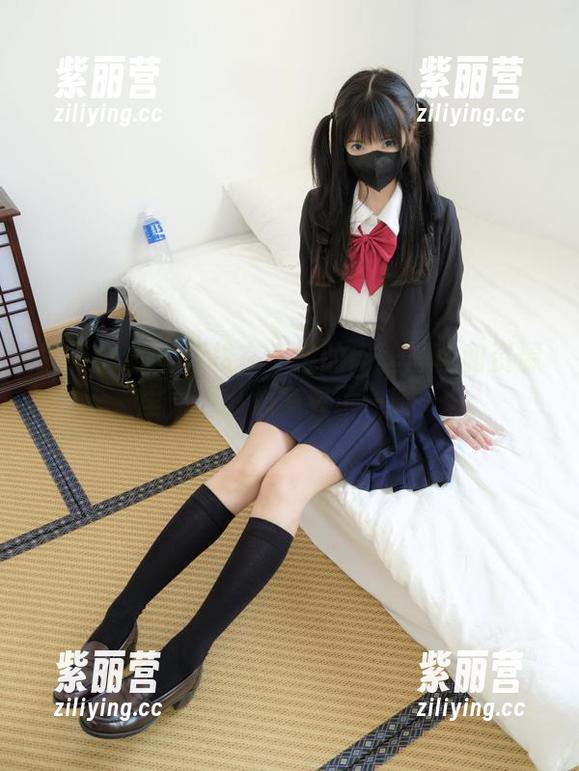 紧急企划-小恩 紧急企划 - 穿梭在小恩的肉丝写真和资源里,不小心多看了一眼…