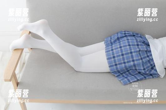 紧急企划-小枫 紧急企划 - 私拍图集中的小枫女王,那个眼神……竟让我有种渴望颤抖的冲动,难道我已经被征服?