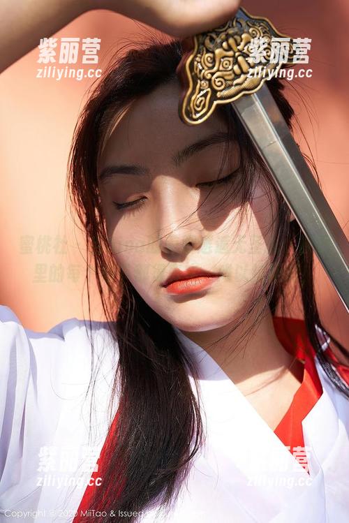 蜜桃社-Gina 蜜桃社 - 当Gina的美脚邂逅无圣光,原图里的每个细节都很真实…难以抗拒啊!