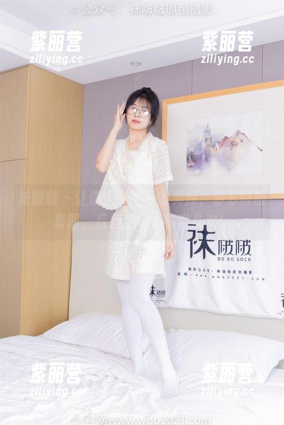 袜啵啵-苏苏 袜啵啵 - 让你重温青春的卖点,苏苏制服套图,后悔当年不多穿几次!