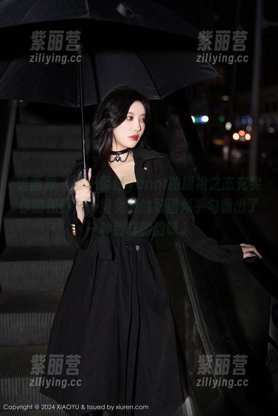 语画界 - 让王馨瑶yanni的旗袍之态充实你的视野，一组免费的好图似乎勾勒出了一种别样的韵味。