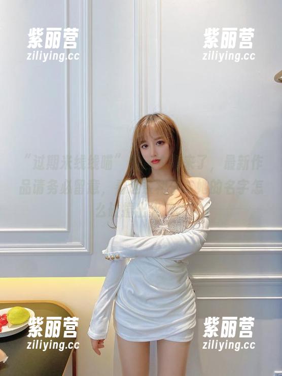过期米线线喵 “过期米线线喵”的连衣裙来了,最新作品请务必留意,看这条裙子与她的名字怎么碰撞出火花。