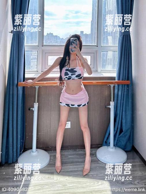 黎允熙baby 微密圈 - 看黎允熙baby穿水手服的合集,就是一种毫无防备的气场冲击~