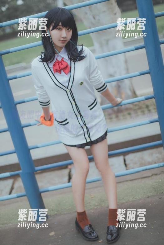 黑川 男友眼中的高清女王写真:黑川,来一场优雅的交锋吧?